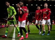 米兰体育官方网站-利物浦遭遇两连败英超霸主露出破绽