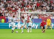 米兰体育下载-挑战制胜，欧洲赛事现场气氛火爆的简单介绍