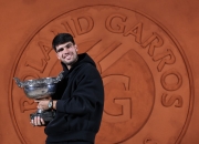 米兰体育app-戴维斯杯绝杀法网，阿尔卡拉斯关键制胜的简单介绍