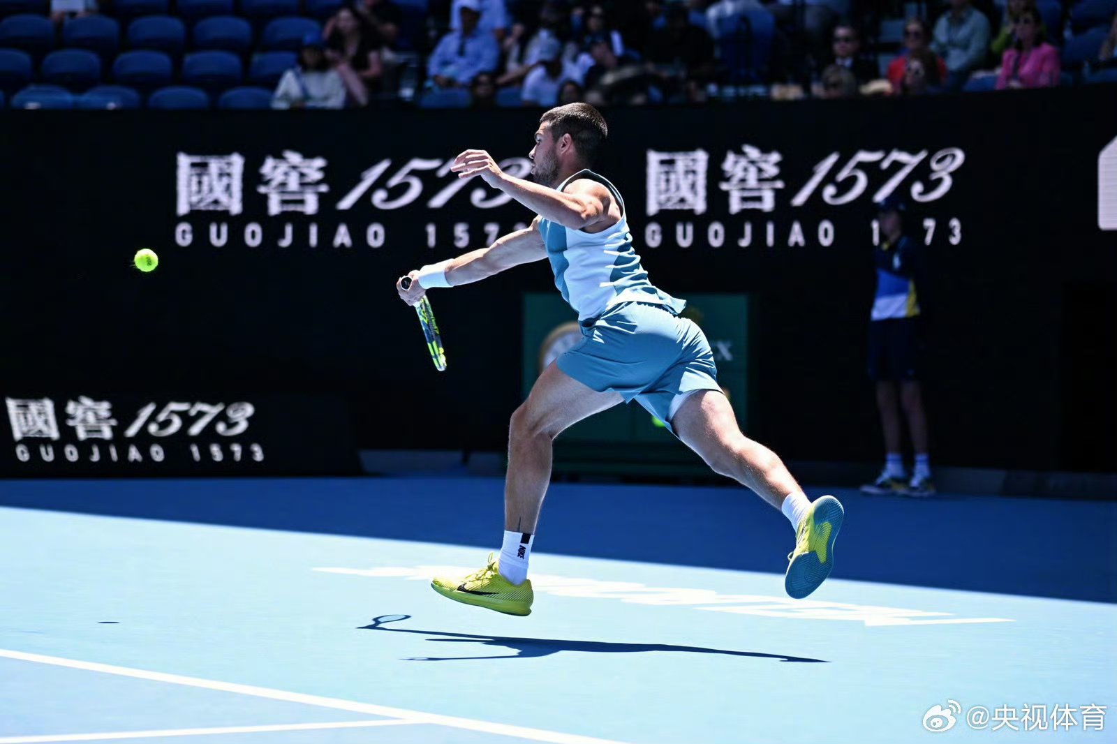 阿尔及利亚田径选手夺冠,实力表现优异 阿尔及利亚田径选手夺冠,实力表现优异