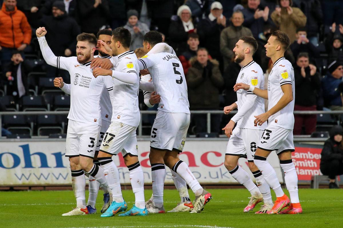 包含南安普顿主场大胜斯旺西,重返前十的词条 包含南安普顿主场大胜斯旺西,重返前十的词条