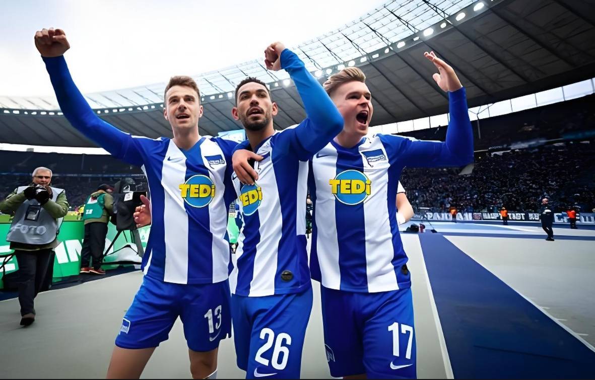 关于沙尔克球员集体失常遭遇连败,危机重重的信息 关于沙尔克球员集体失常遭遇连败,危机重重的信息