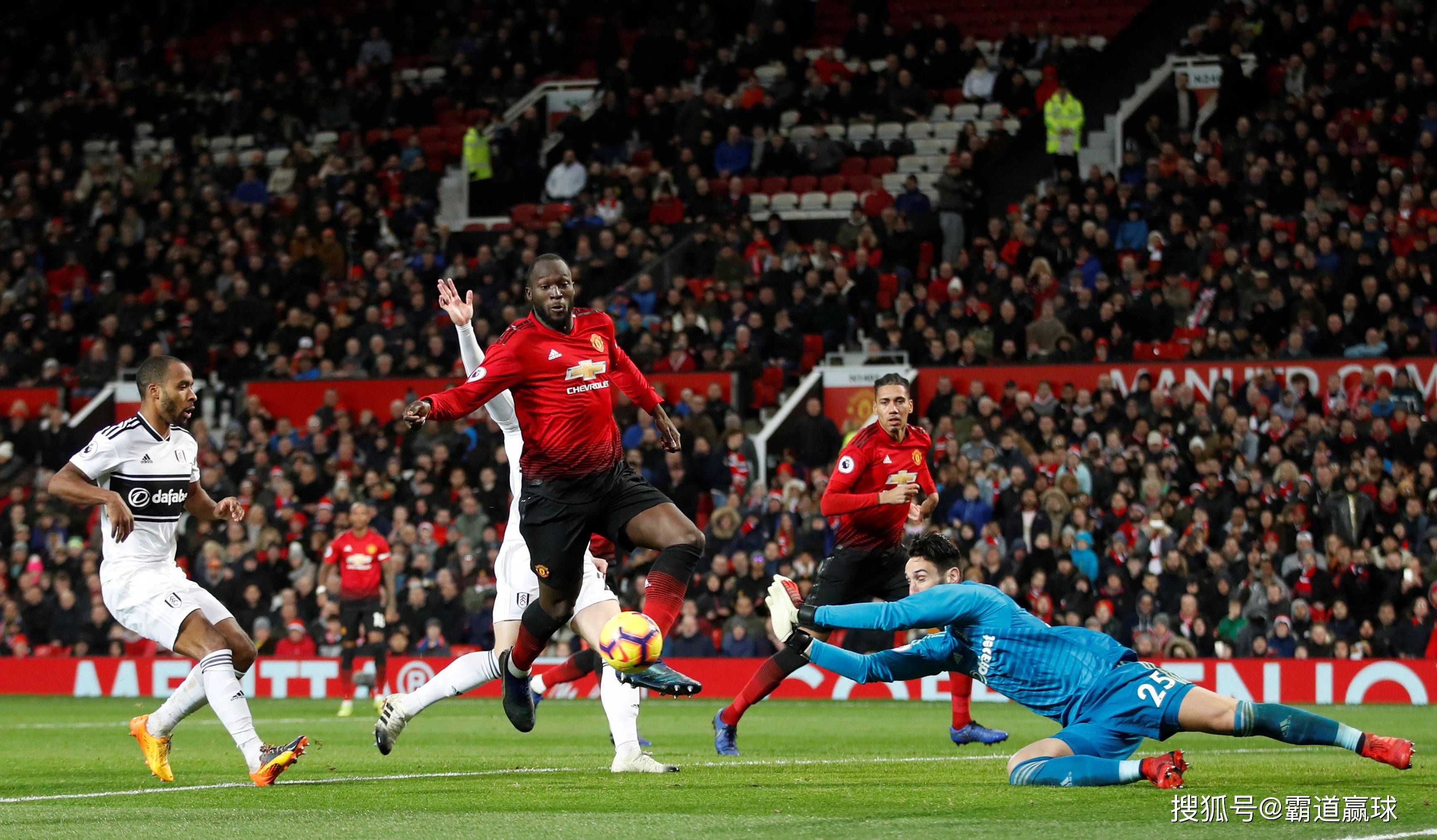 阿森纳逆转富勒姆，锋线火力全开