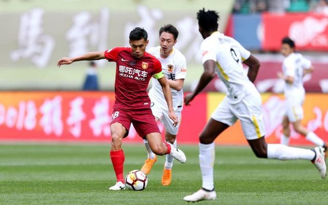 国安客场逆转泰达，领先鲁能积分的简单介绍