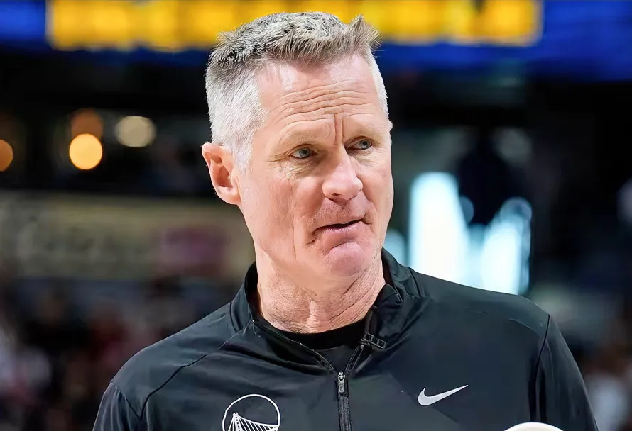 勇士主帅考尔接受体检 勇士主帅考尔接受体检