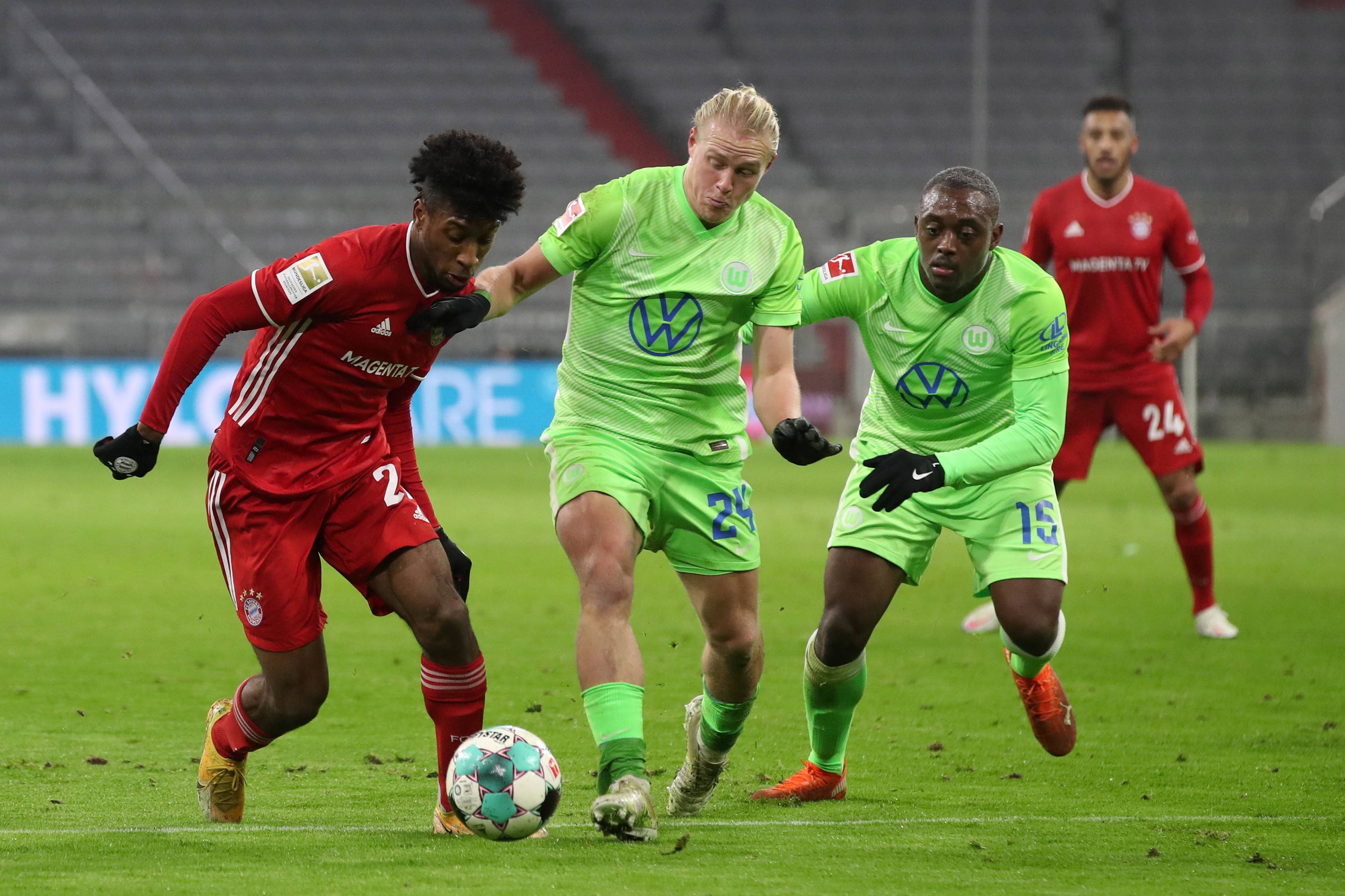 拜仁慕尼黑零封沃尔夫斯堡,取得德甲联赛冠军 拜仁慕尼黑零封沃尔夫斯堡,取得德甲联赛冠军