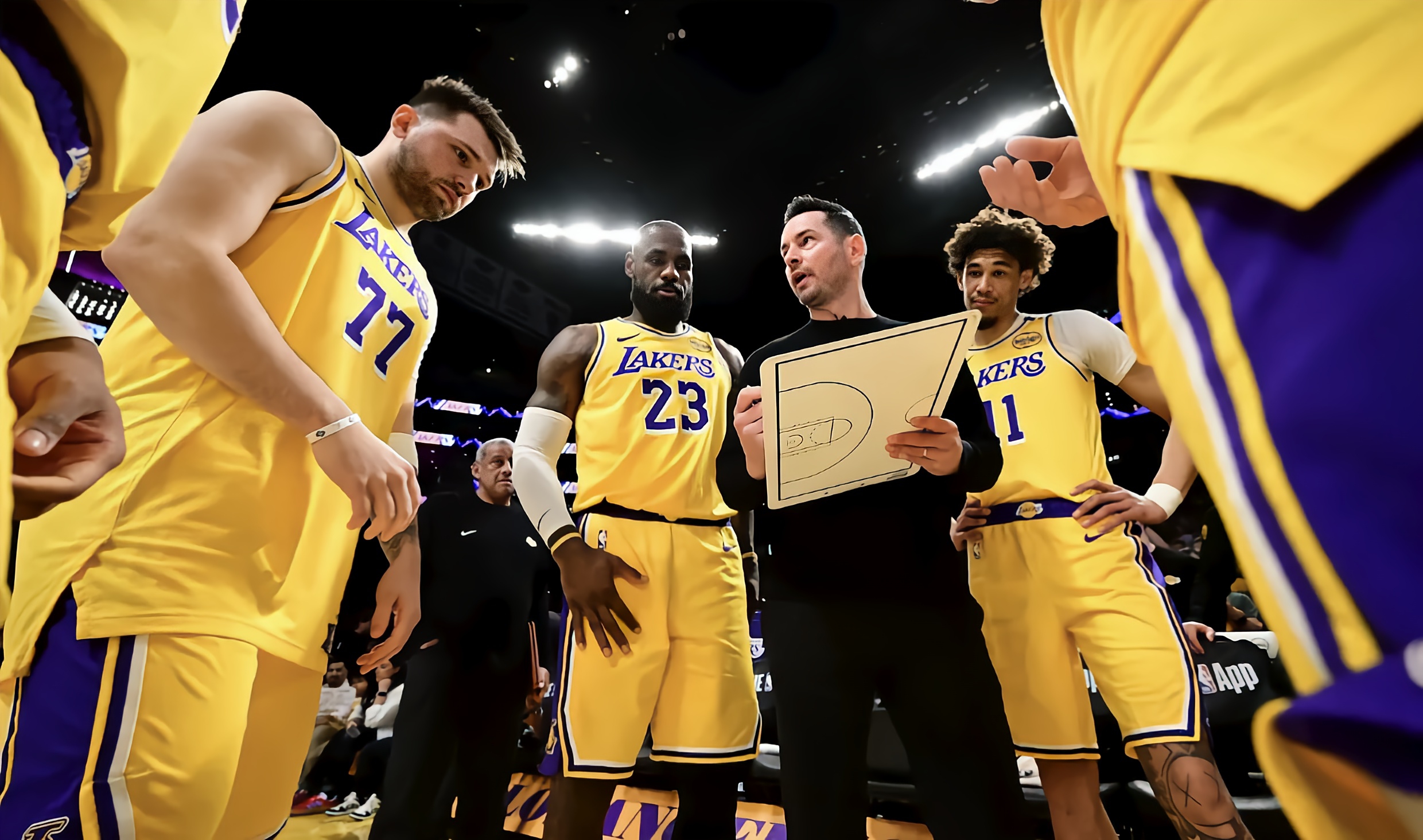 热火大胜湖人晋级季后赛 热火大胜湖人晋级季后赛