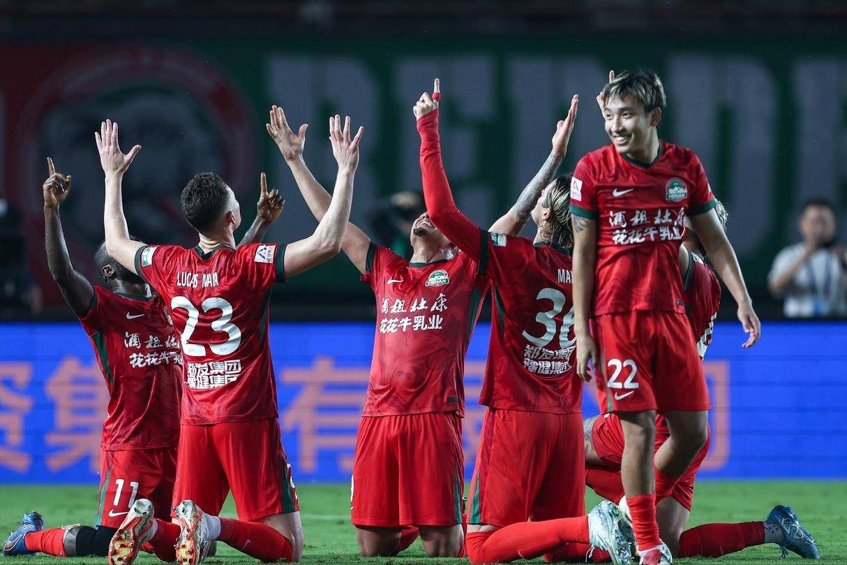 北京国安首回合客场0-0战平水原三星，亚冠16强希望渺茫