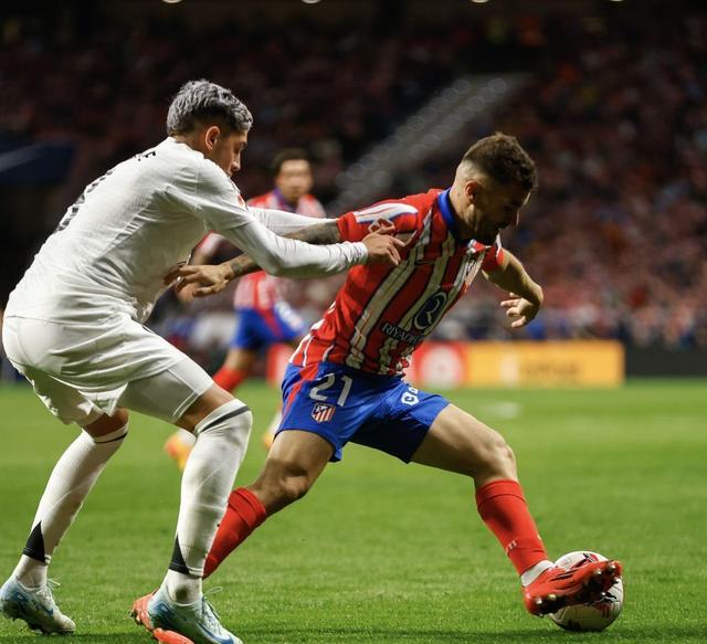 皇家社会逆袭击败马德里竞技,升至西甲榜首的简单介绍 皇家社会逆袭击败马德里竞技,升至西甲榜首的简单介绍