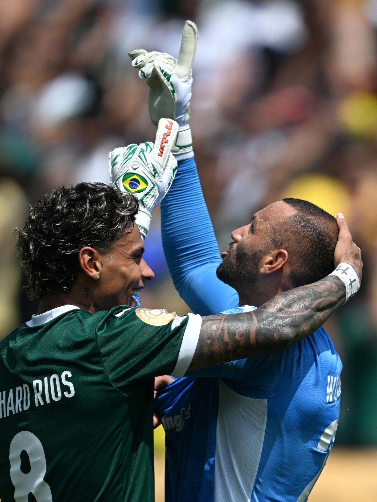 国际足球比赛中刺激结果令人惊讶