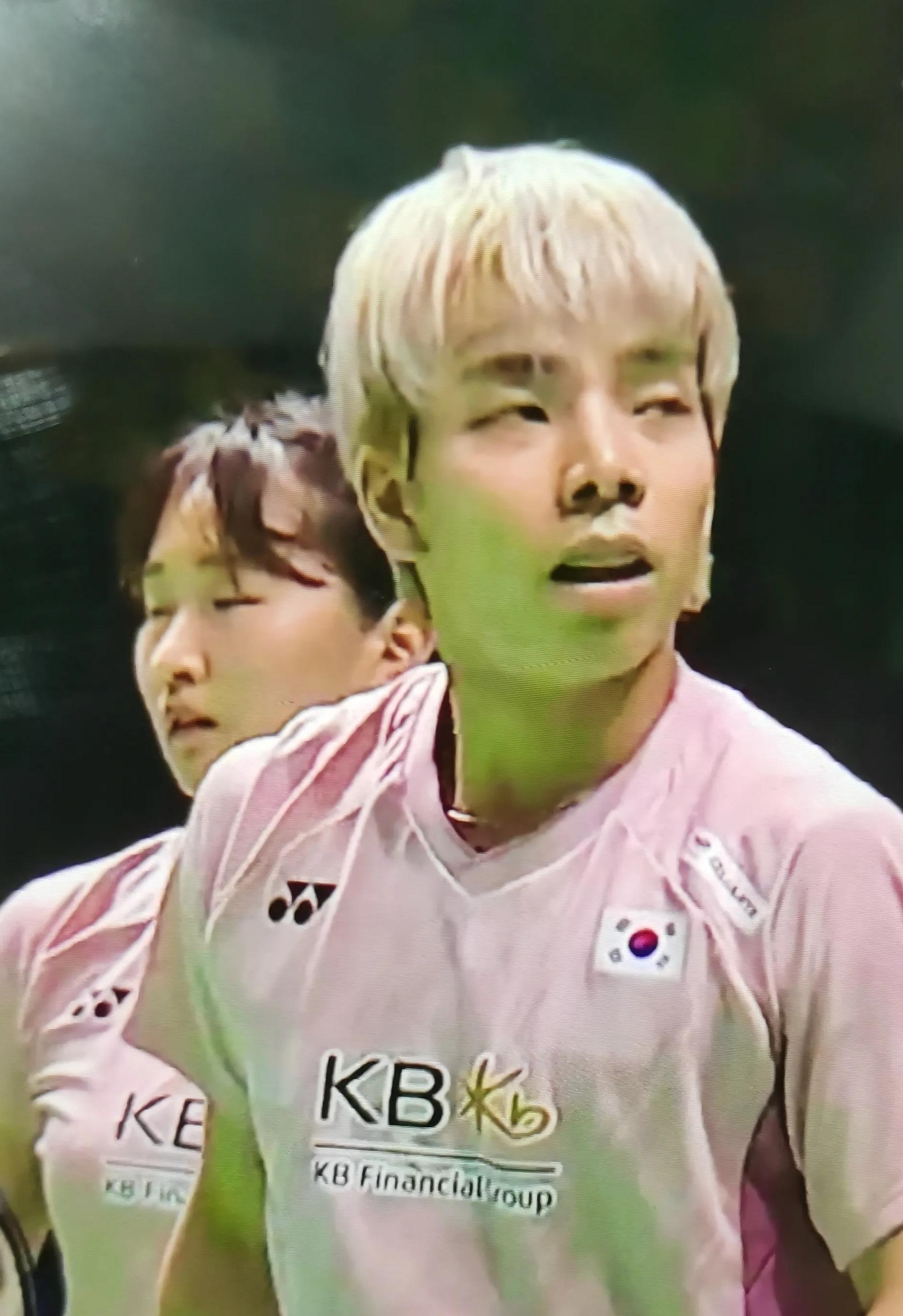 关于日本队绝杀韩国队，梁靖崑统治全场的信息